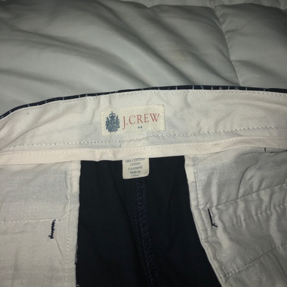 J.Crew Men’s 9in 34 waist printed shorts - Picture 2 of 3